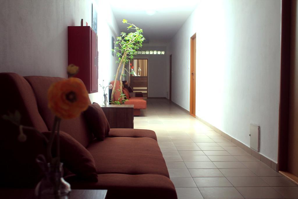 Guest House Hodus Vydrany Bagian luar foto